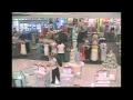 Woman steals shopper's purse at store