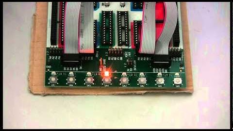 Atmel STK500 Memory Game