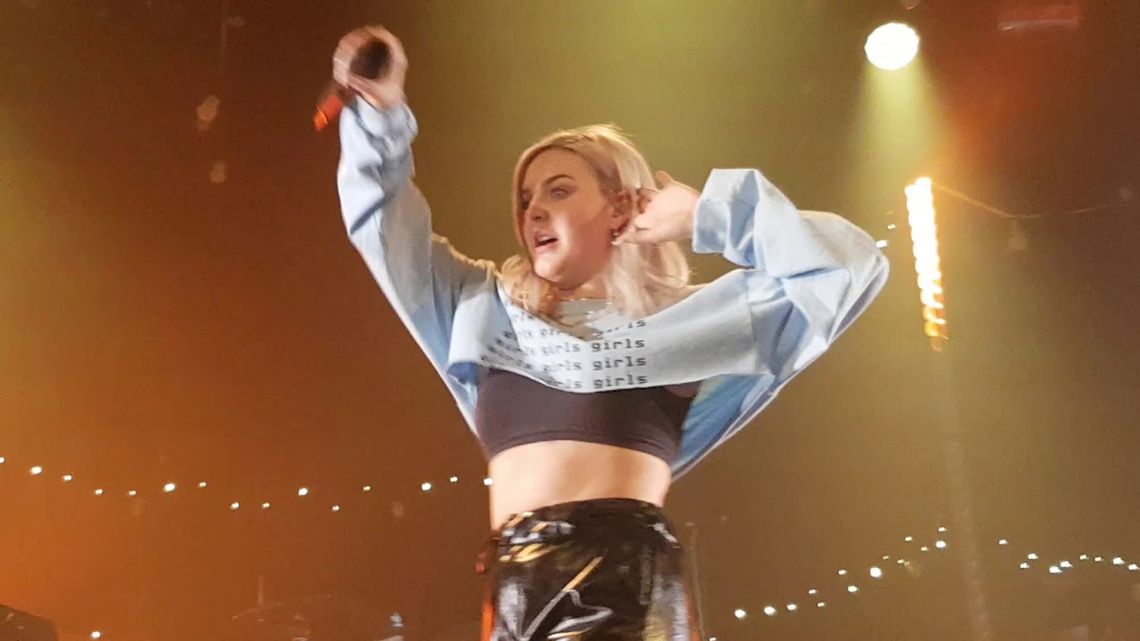 Anne-Marie Rockabye live Melkweg Amsterdam