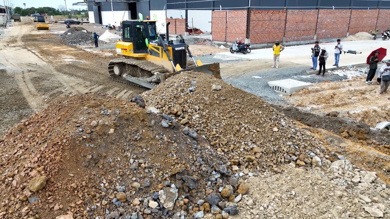 Skilled Teamwork on Site | SHANTUI C3 Dozer & 12-Wheel Dump Trucks Filling Flooded Land