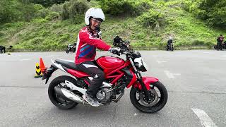 SUZUKI  グラディース400  2010年式