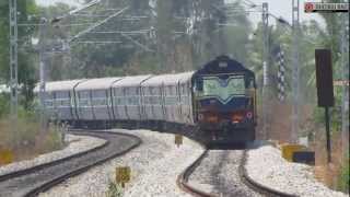 Alco Chugging Wdm2 At Its Best