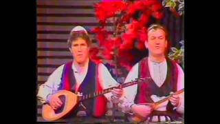 Mahmut Ferati & Milaim Mezini - Moj E Mira Në Derë Të Stanit