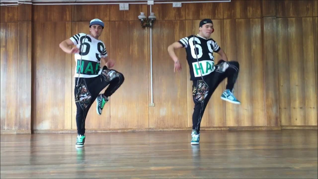 video player GRUPO ZUMBA Z-2 "WISIN - CORAZÓN ACELERADO REMIX "