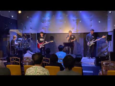 中学2年生がBOOWYの季節が君だけを変えるをLIVEで弾いてみた（ギター🎸）