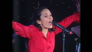 Javiera &amp; Los Imposibles - Te Amo Tanto (Motín A Bordo, TVN, Chile 1996)
