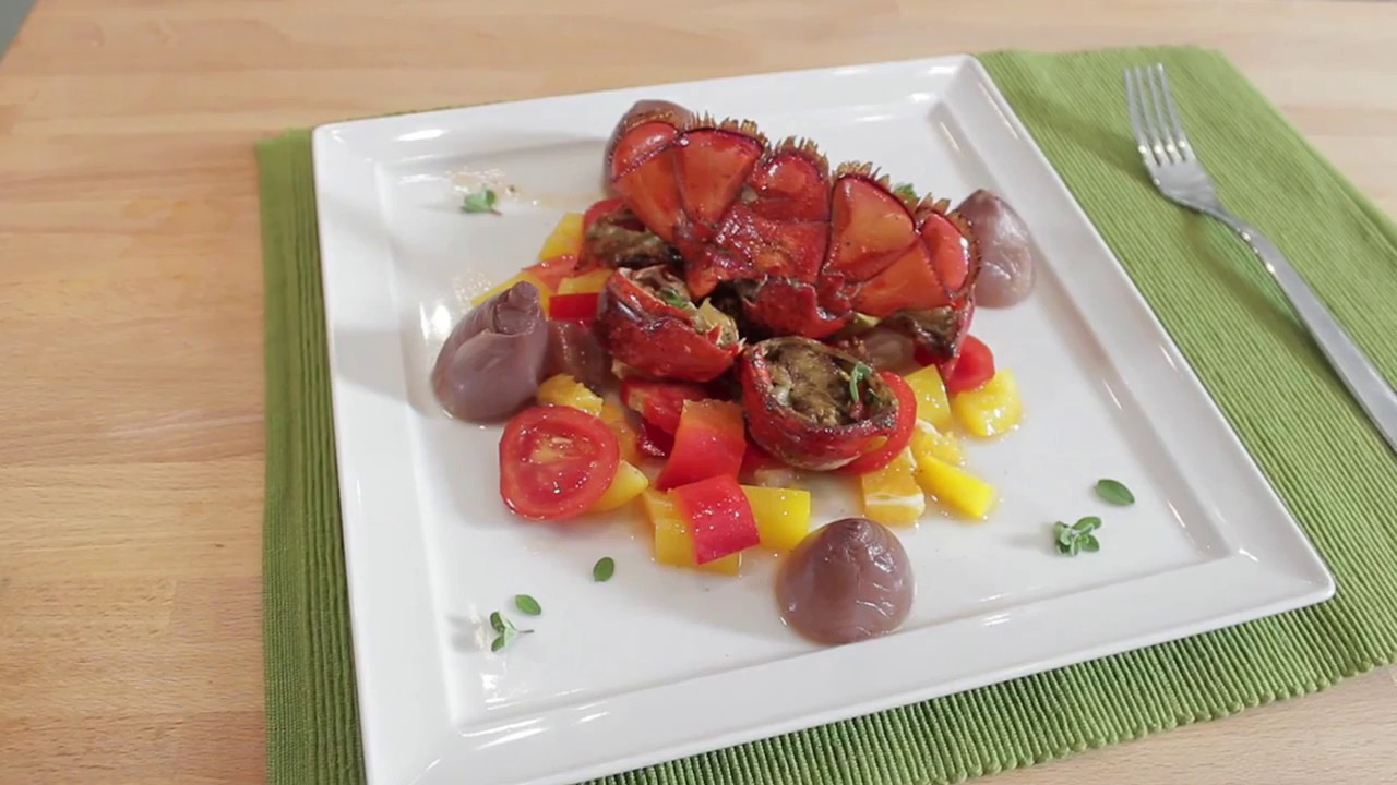 Insalata di cipolle di Tropea con astice e peperoni di Massimo Spallino