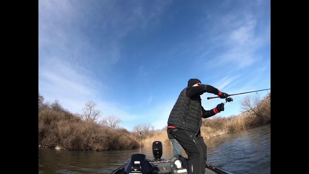 Bass fishing at Braidwood lake YouTube