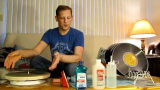 My method for cleaning used vinyl records. i discuss making your own
fluid. an easy to find brush. and using home vac some plumbin...