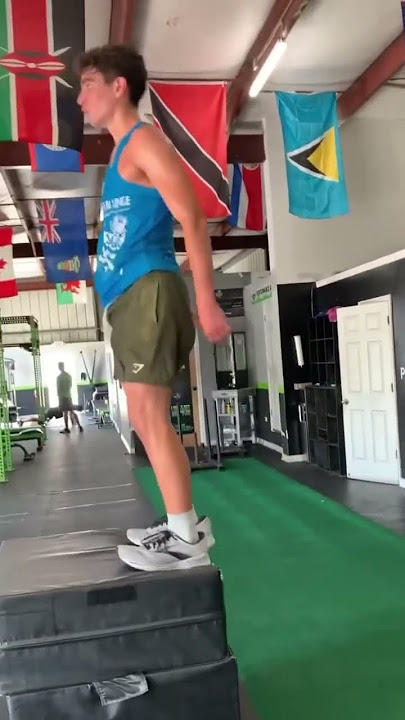 16 year old boxer’s insane box jumps! 😱#shorts #boxing #training