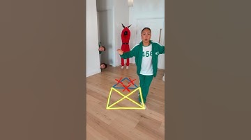WHO HAS SEEN THE NEW SEASON OF SQUID GAME!? 🦑🎮 - #dance #trend #viral #funny #squidgame #shorts #usa