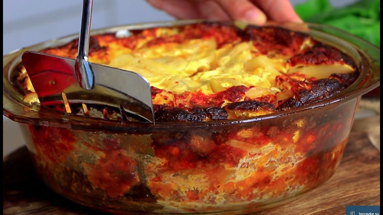 Классическая картофельная мусака. Простое, вкусное и сочное блюдо из духовки.