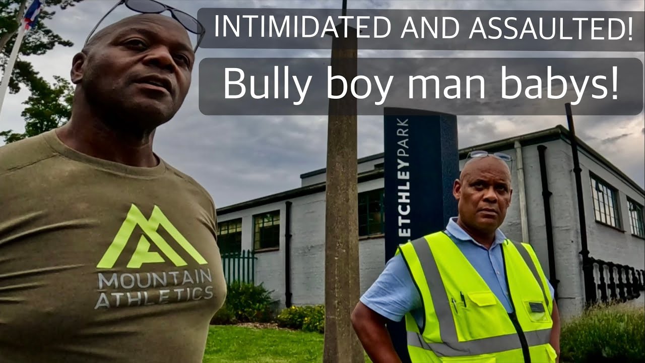 These guys are above the police! 👮‍♀️🛸🤬🇬🇧