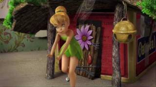 During a summer stay on the mainland tinker bell is accidentally
discovered while investigating little girl's fairy house. as other
fairies, led by vid...