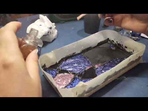 USANDO ESMALTE PARA PINTAR