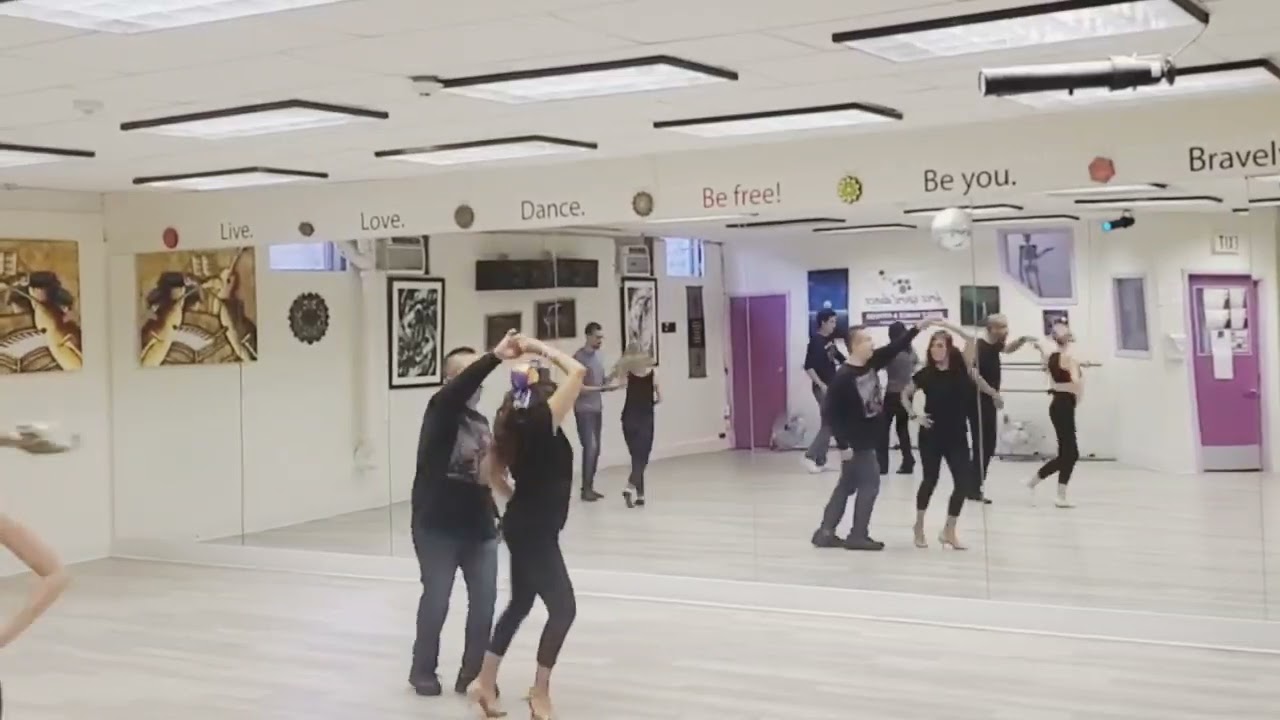 LA Salsa Level 1.5- Experienced Beginner at Free Spirit Dance