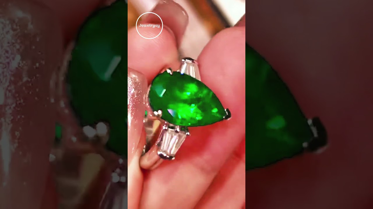 Jewelryay-Can one everyday ring match all your outfits, or is that a myth?#goldring