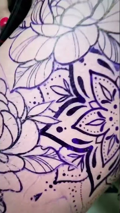 🌸 Floral Mandala Hip Tattoo By Ginge_ink #tattuba #tattoo #tattooartist #shorts #femaletattooartist