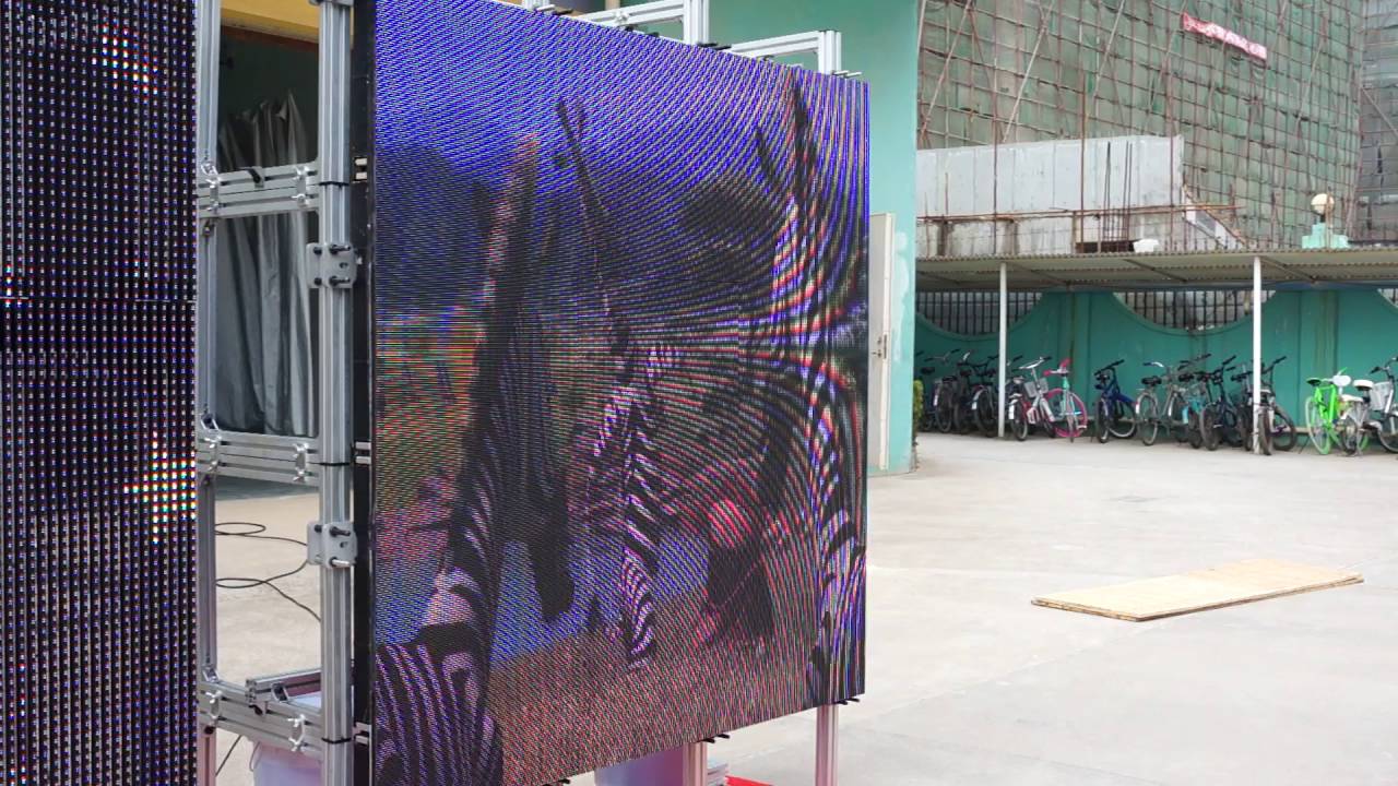 Outdoor waterproof  LED Curtain Screen Demo Show