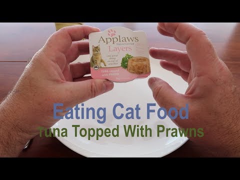 eating-cat-food---applaws-layers---tuna-topped-with-prawns
