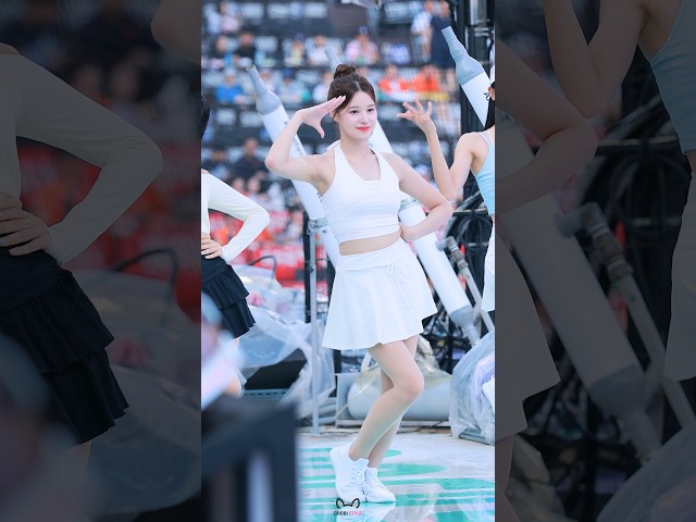 '아웃송' 이예빈 치어리더(Lee Yebin) 직캠 @프로야구/KT위즈파크/260731/ By 쵸리(Chori)
