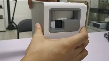 The Projector focus wheel is stuck,  How to solve this problem?