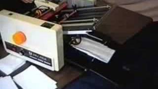 Dynafold DE-8 Automatic Paper Folding Machine