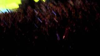 Video thumbnail of "Nergamaro-Parlami d'amore..finale@Mediolanum Forum 13/10/2011"