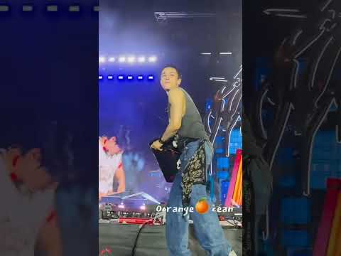 Finally Today It Came True To Water STAY With A Bucket Hyunjin Skz Worldtour Dominate Orlando