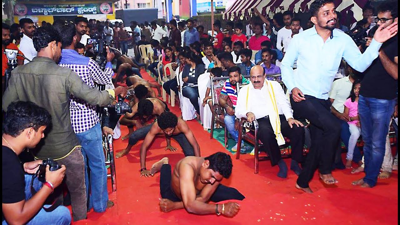 Oodhu Pooje | TIGER DANCE | Bllalbagh Friends, Mangalore