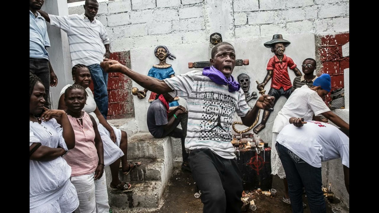 ⁣SELEBRE Racine Mapou De Azor
