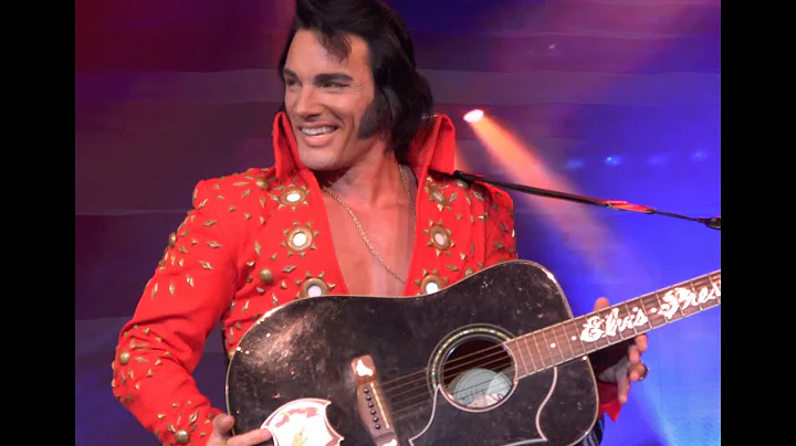 Leo Days as Elvis Presley at Legends in Concert OWA