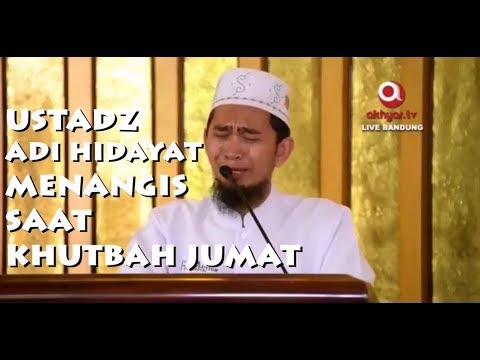 ustadz-adi-hidayat-menangis-saat-khutbah-jumat-di-masjid-trans-studio-bandung