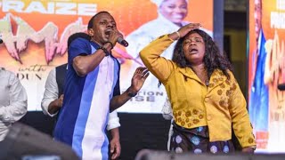 TEEPRAIZE ENERGIZES THE AUDIENCE WITH POWERFUL WORSHIP AND PRAISE AT INUMIDUN PEARL LIVE CONCERT