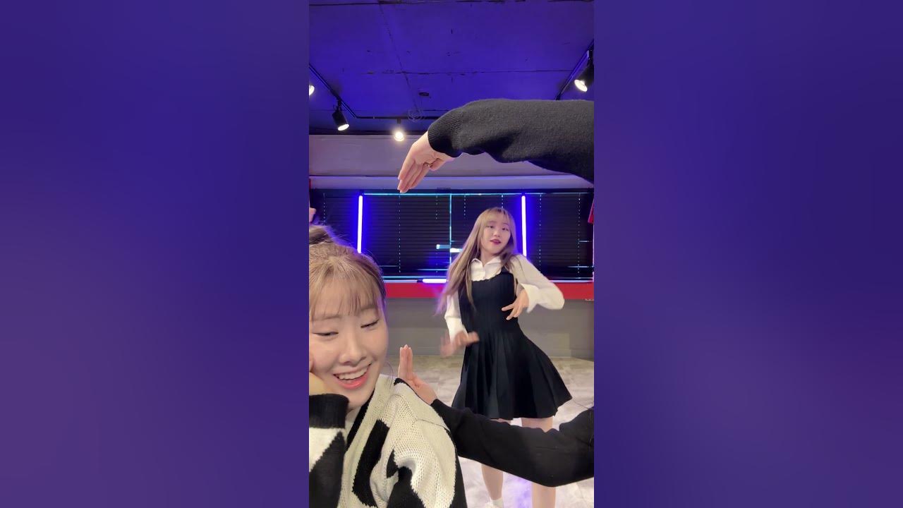 ITZY - "Imaginary Friend" 🫂😃