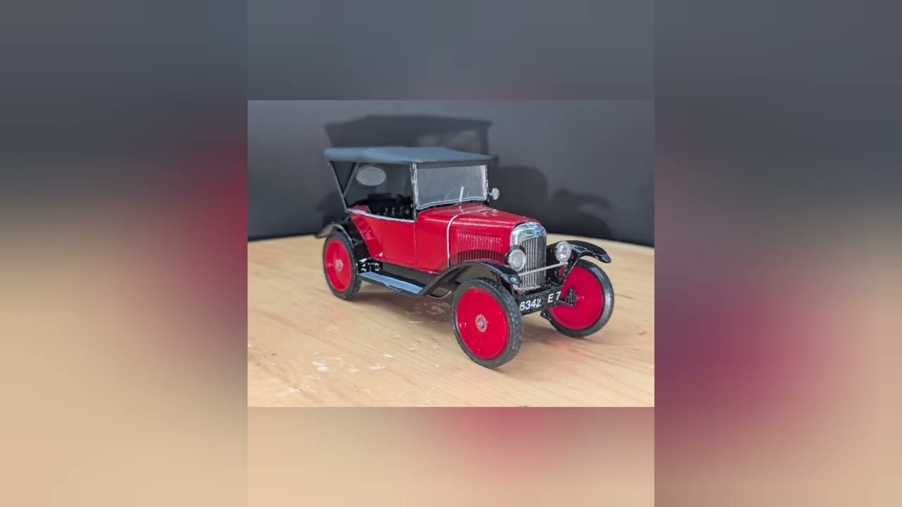 Citroen 1924 5cv three seater 1/24 scale Heller model kit.