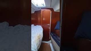 walkthrough a 2002 Beneteau 393 at Coal Harbour Vancouver BC Canada.