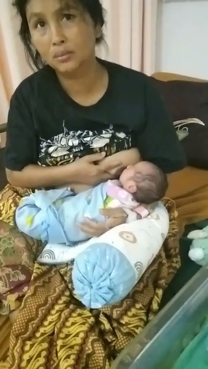 #Breastfeeding baby #Menyusui Bayi baru lahir