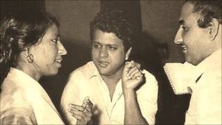 Mohd. Rafi & Mubarak Begum - Humrahi (1963) - 'mujhko apne gale laga lo' chords