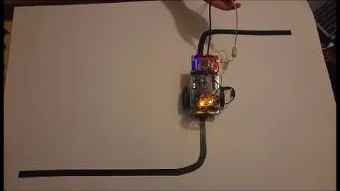 Line follower Boe-Bot based on FPGA (Altera Max IVe) and QTI sensors