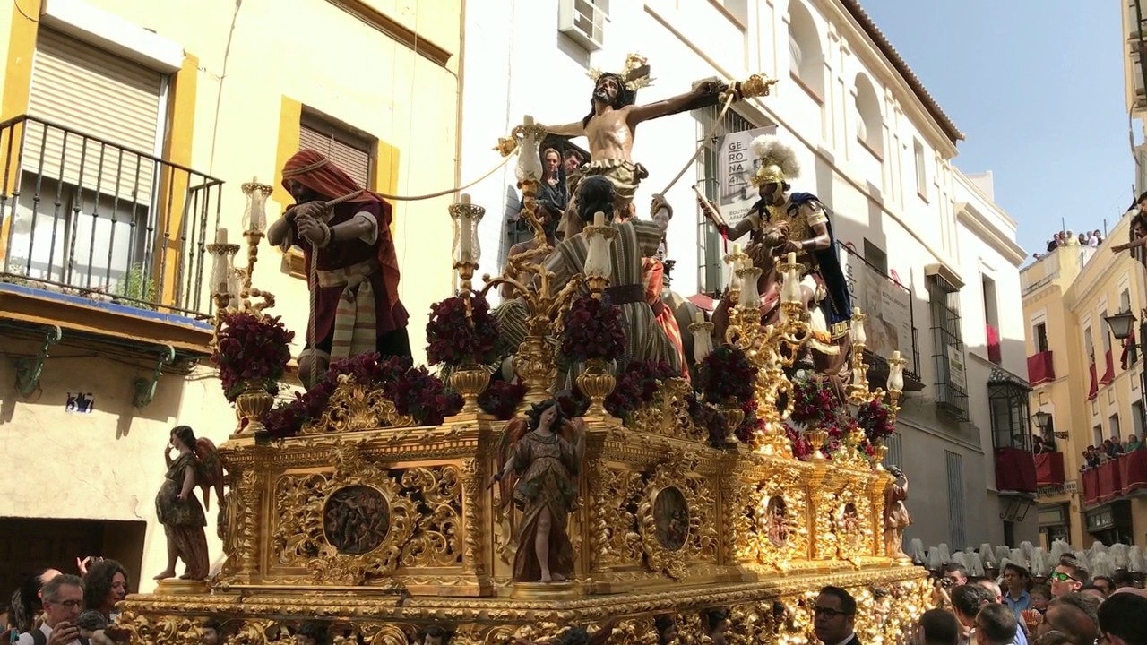 Cristo de la Exaltación a los sones de Bendición de la banda de Sol- Semana Santa Sevilla 2017