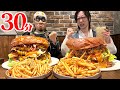 【大食いコラボ】ジャンボすぎる最強ハンバーガーを30分で食べきれるのか!?【GOOD MUNCHIES】【ドラコ】【武士飯】