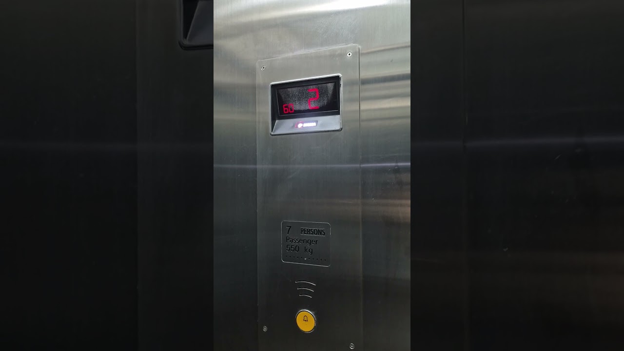 Sigma Elevator with a Speedometer #sigma #elevator #lift