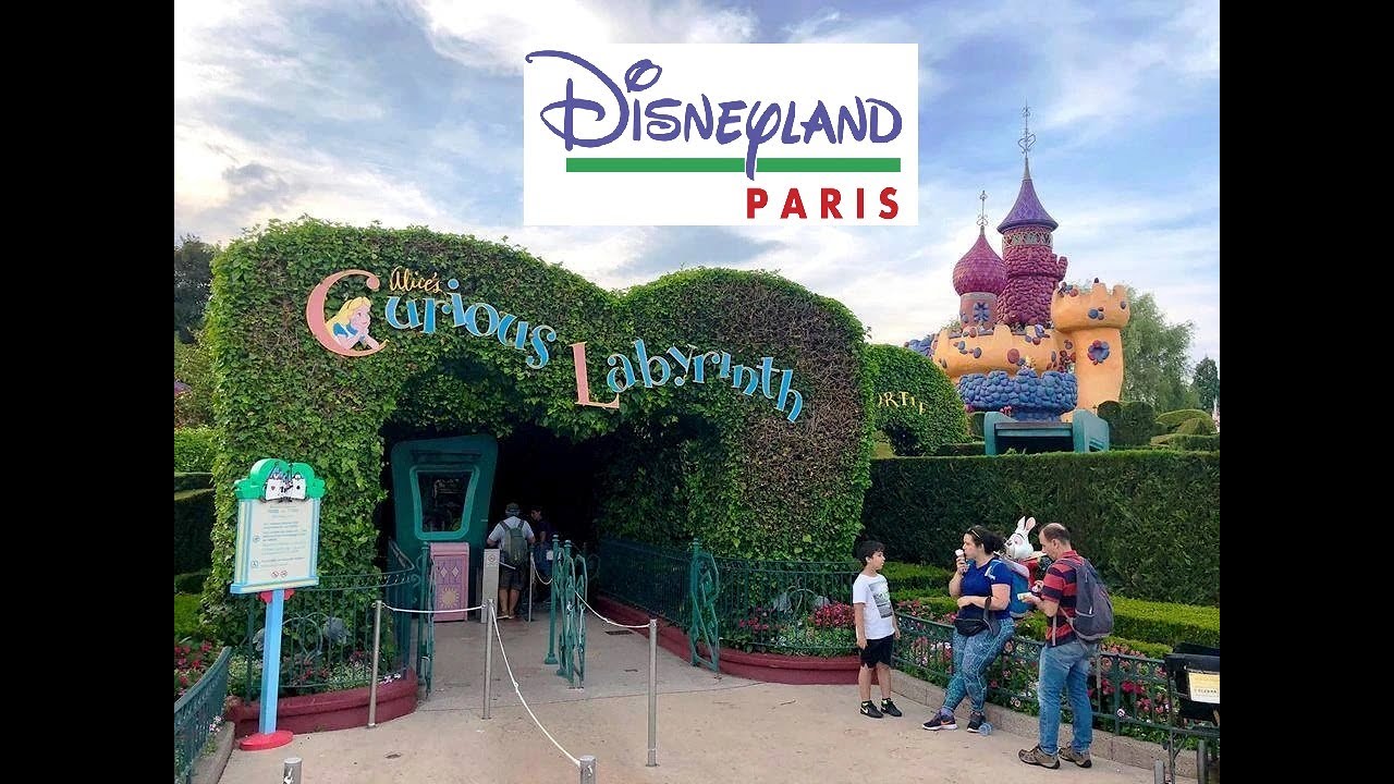 Disneyland Paris "Alice's Curious Labyrinth" Walk Through * 2000
