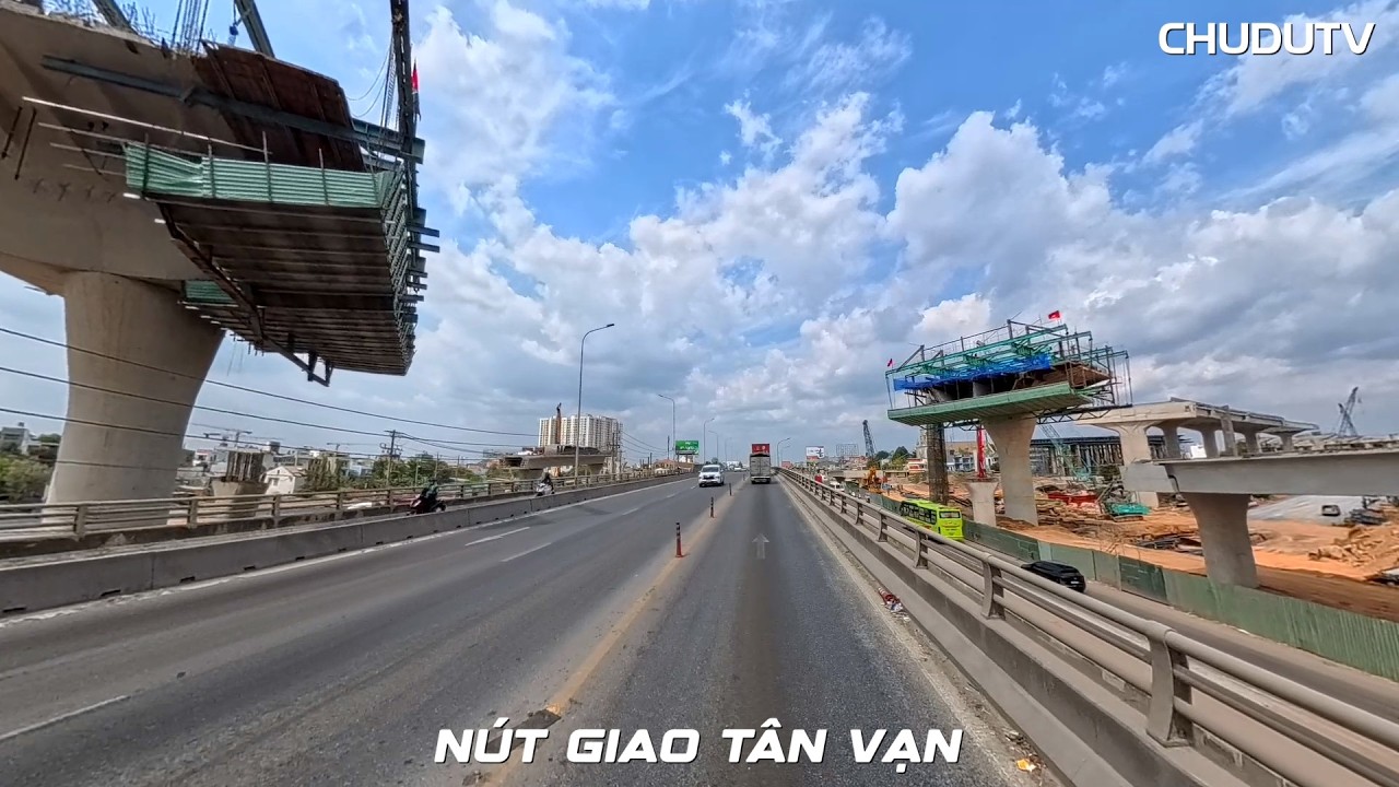 Cận cảnh nút giao hoành tráng nhất đường Vành Đai 3
