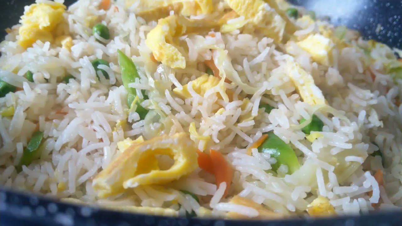 Gebratener Eierreis mit Gemüse|| Vegetable fried rice|| Easy recipe ...