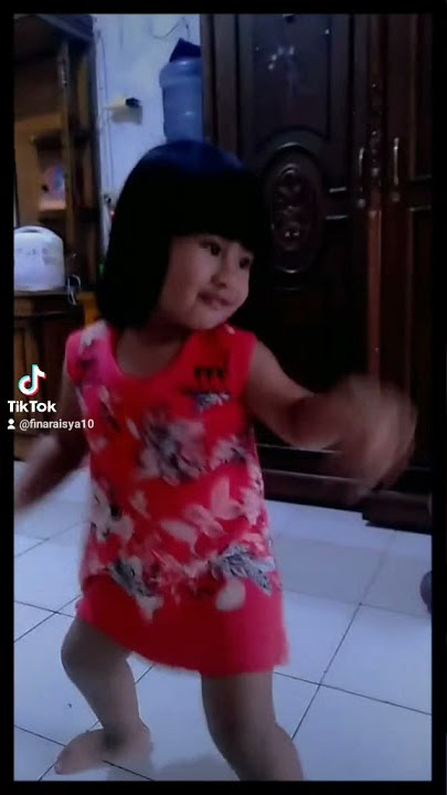 Tiktok Raisya lagi joget  Hudhaefa Raffa