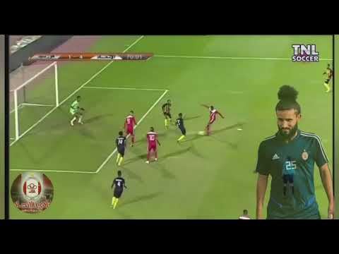 ربيع الشادي لاعب وسط مقاتل وفنان ورشيق وصاحب تسديدات صاروخية محكمة إنه ربيع شادي لاعب الاتحاد الليبي 