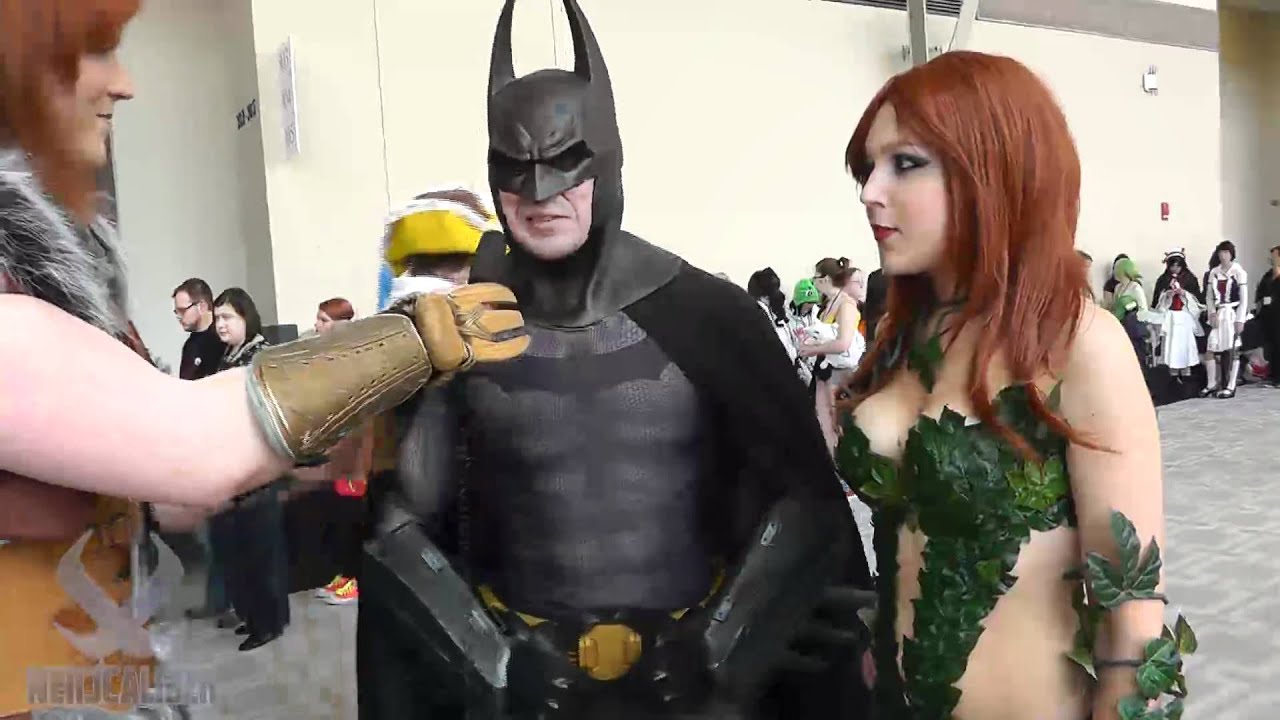 Awesome Batman Poison Ivy Cosplay At Anime Boston 12 Youtube