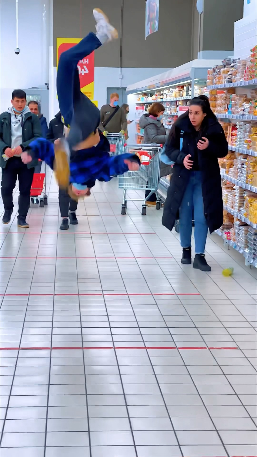 Flipping In Grocery Store: Funny Reactions?? #kiryakolesnikov #funny #comedy #prank #reaction